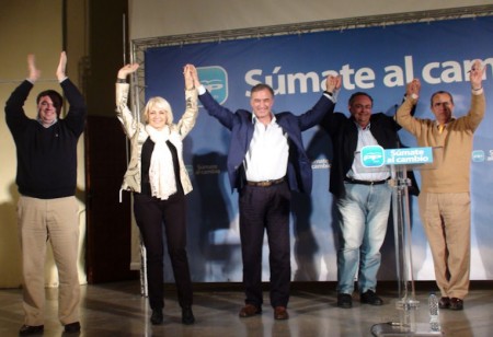 Final del mitin de Teófila Martínez en Bornos.