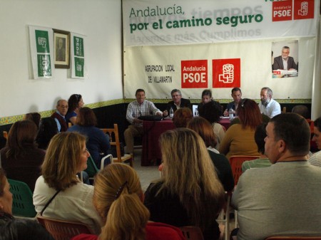 Participantes en el mitin de Villamartín.