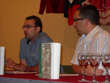 Hugo Palomares Beltrán, con Manuel Castro Rodríguez.