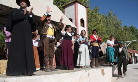 Participantes en la recreación histórica.