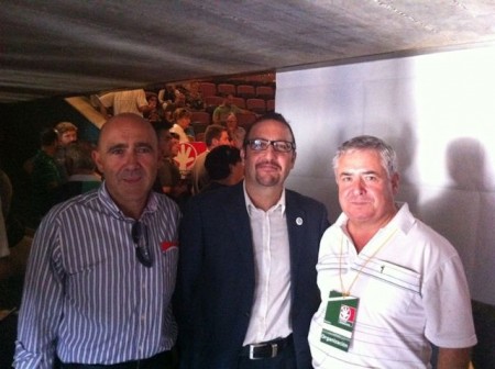 Miguel Hinojo junto a Héctor Lagier (centro) y Manuel María de Bernardo (izquierda).