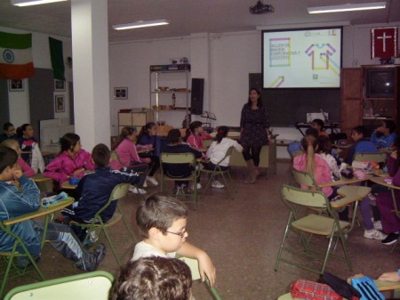 Taller escolar impartido en Olvera.