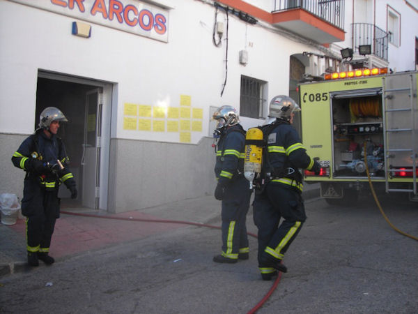 Incendio en un supermercado de Prado del Rey