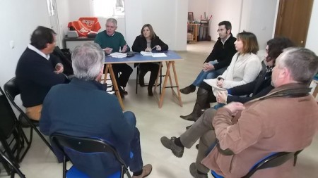 Dirigentes socialistas reunidos en Algodonales.