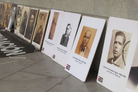 El grazalemeño José Sánchez Rosa, entre los retratos de víctimas de la represión mostrados al relator de la ONU (Foto: www.foroporlamemoria.org).