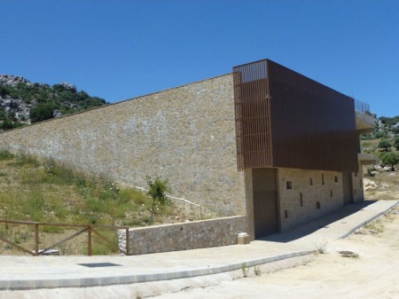 Construcción del parque industrial de Grazalema.