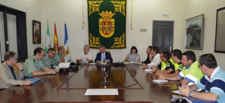 Asistentes a la reunión de la Junta Local de Seguridad de Olvera.