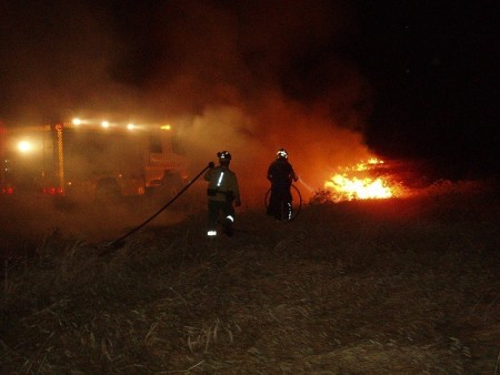 Actuación de los bomberos de Villamartín.