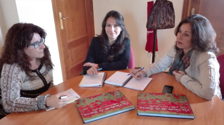 María Jiménez, María Isabel Moreno y Maribel Peinado.