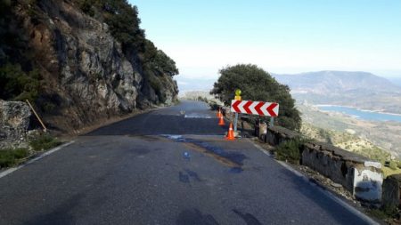 LA carretera, expedita.