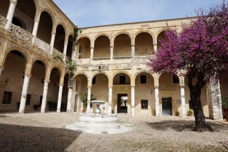 Palacio de los Ribera de Bornos