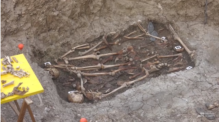 El arqueólogo Jesús Roman diserta sobre las fosas con víctimas de la represión franquista en Benamahoma