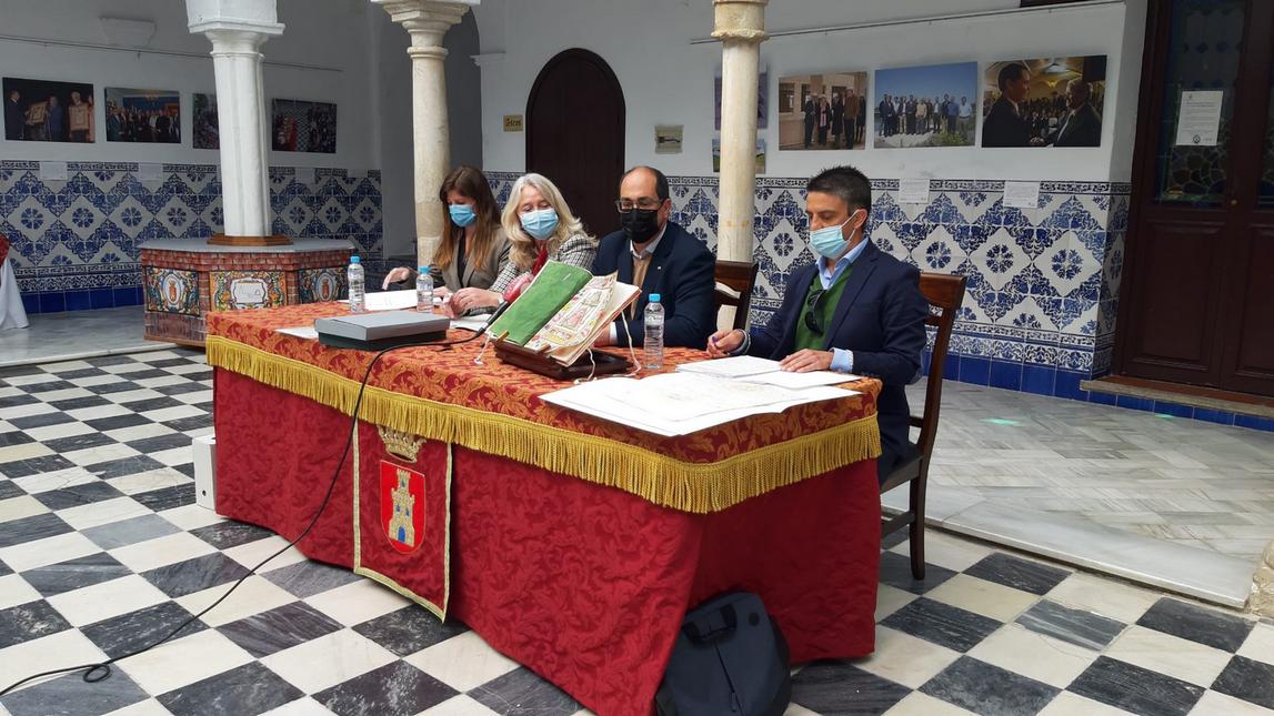 Participantes en el acto.