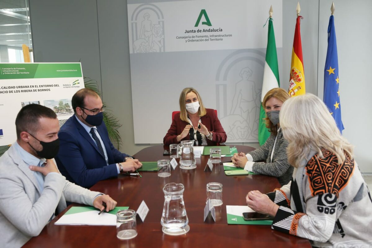 Participantes en la reunión.