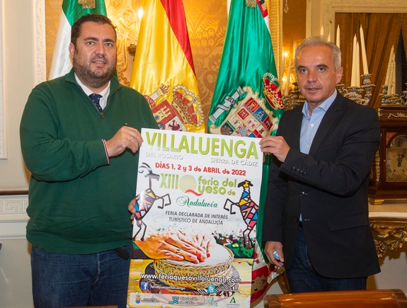 El diputado responsable del Área de Desarrollo de la Ciudadanía, Jaime Armario, y el alcalde de Villaluenga, Alfonso Moscoso, en la presentación del evento.