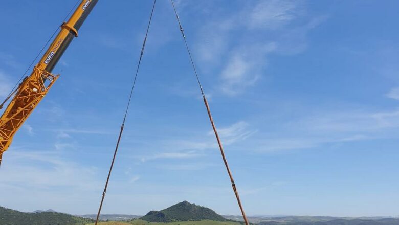 Finalizan los cortes de tráfico por la colocación de vigas en el paso superior de la variante de Alcalá del Valle