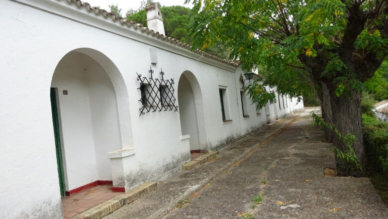 San José del Valle, Algar y Ubrique acogen la presentación del proyecto sobre el poblado de Los Hurones