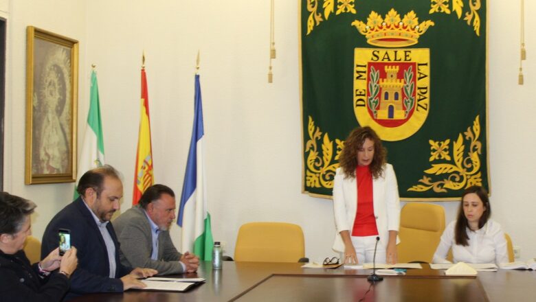 Remedios Palma toma posesión del cargo de alcaldesa de Olvera