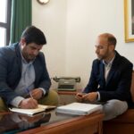 El delegado territorial de Turismo muestra su apoyo a Grazalema como emblema turístico de interior