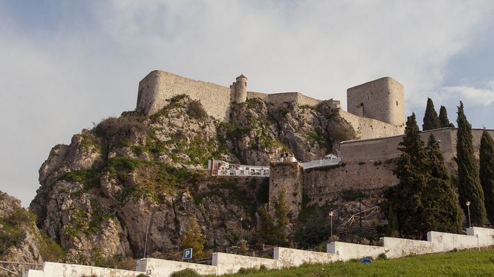 Castillo de Olvera.