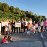 Vecinos de la barriada Ceret de El Bosque piden una solución para la travesía
