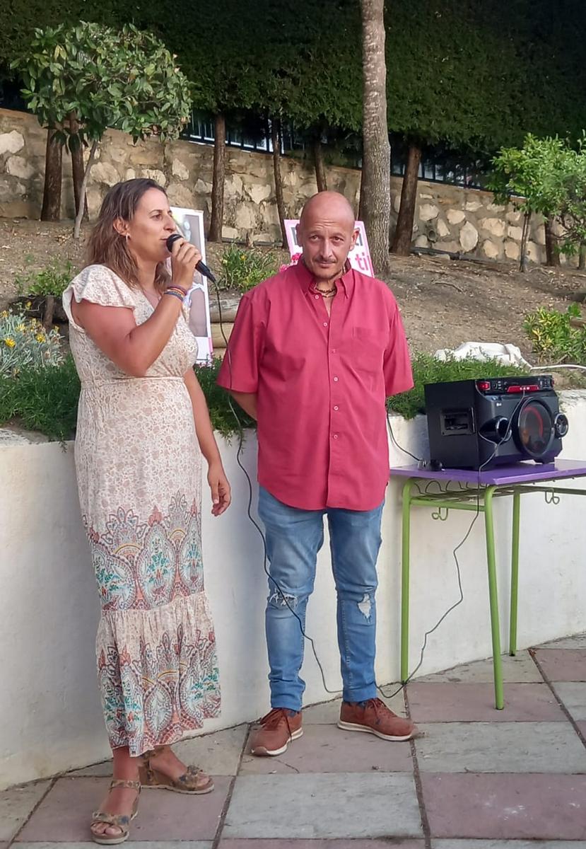 Ana Medina y Raúl Ruiz Berdejo, en Ubrique.