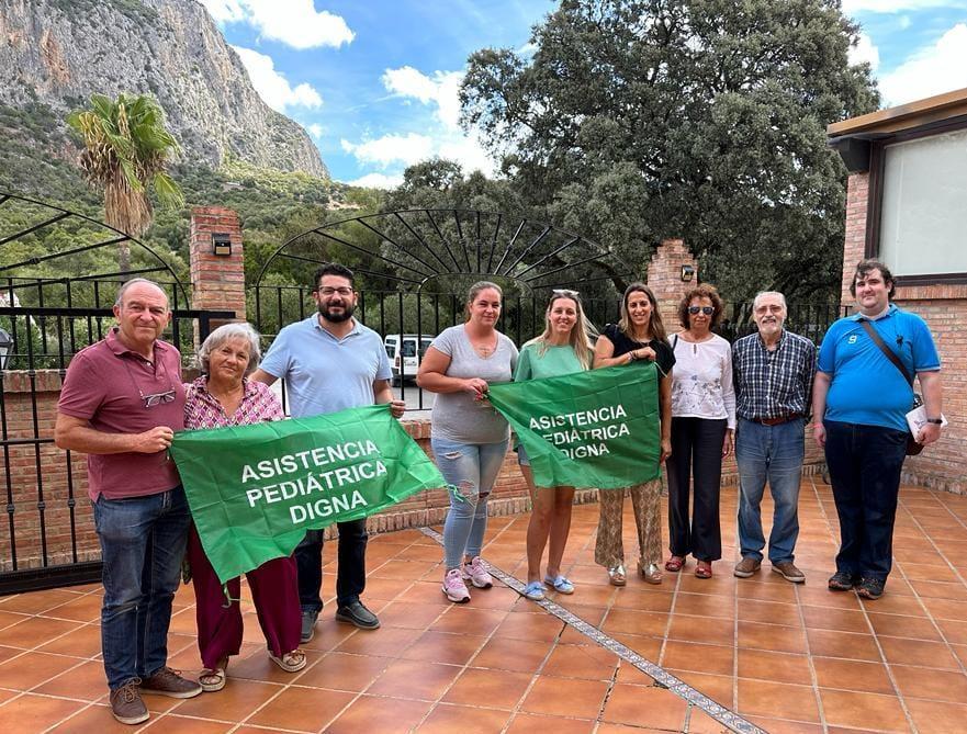 IU, con la plataforma Asistencia Pediátrica Digna de Ubrique..