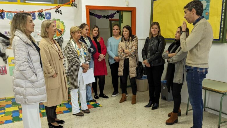 Las delegadas de Desarrollo Educativo y Administración Local visitan un colegio de Setenil