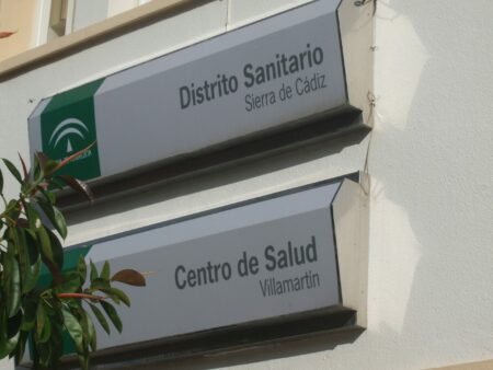 Vacunaciones contra la gripe y covid-19 en Villamartín y Ubrique
