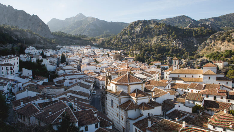 Grazalema acoge la XI asamblea nacional de los pueblos más bonitos de España