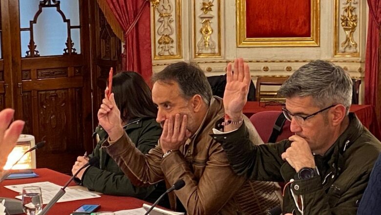 Moción de IU aprobada en Diputación para pedir a la Junta que salde su deuda con municipios de la Sierra