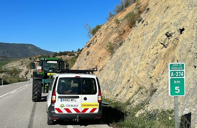 Obras en un tramo de la carretera A-382, de Arcos a Jerez