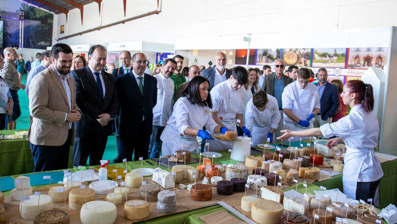 La cooperativa del campo de Villamartín acogió Exposierra