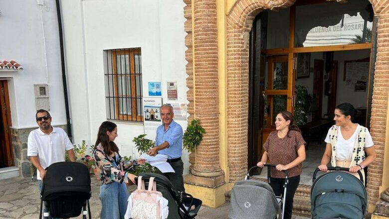 Cheque bebé a cinco familias de Villaluenga