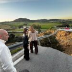 La ministra Sira Rego garantiza en Alcalá del Valle agilidad en la tramitación de las ayudas por el temporal