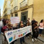 Manifestación en Cádiz por el alumnado con necesidades específicas, con apoyo del alcalde de Bornos