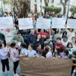 Villaluenga protesta contra el recorte anunciado por la Junta en el colegio Profesor Gálvez